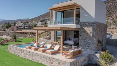 DEOS LUXURY SUITES
