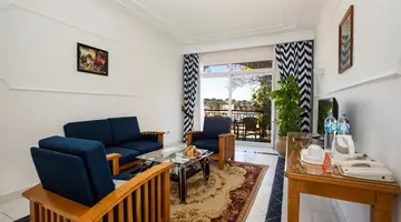 DESERT ROSE RESORT
