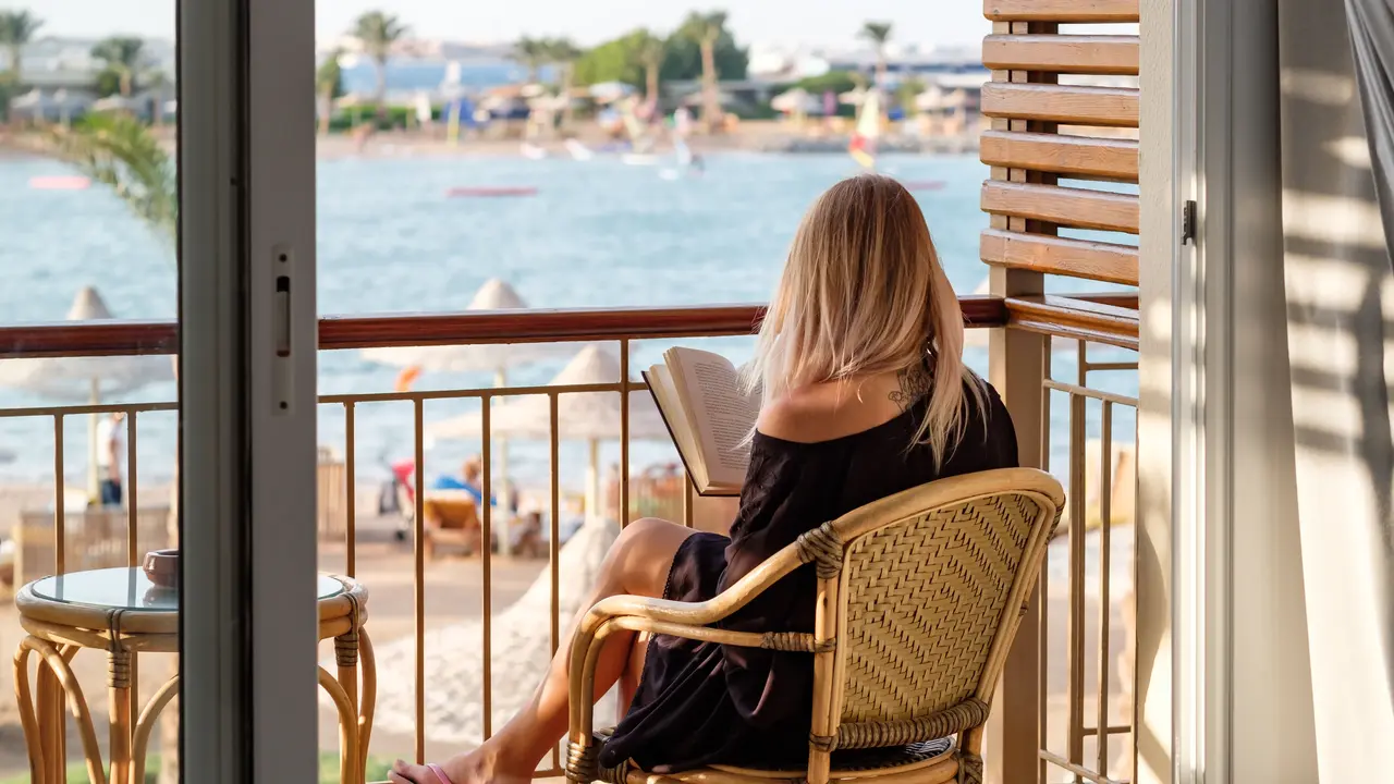 DESERT ROSE RESORT