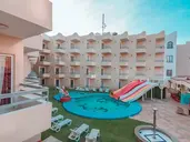Dexon Roma (ex. Hostway Aqua Park)