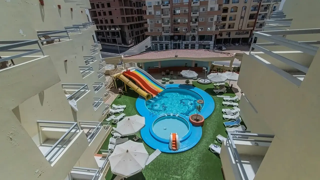 Dexon Roma (ex. Hostway Aqua Park)