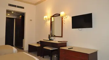 DEXON Roma Hotel & Aqua Park ***
