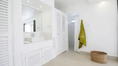 Dhow Inn Boutique Hotel