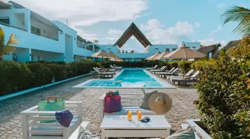 Dhow Inn Boutique Hotel