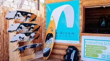 Dhow Inn Boutique Hotel