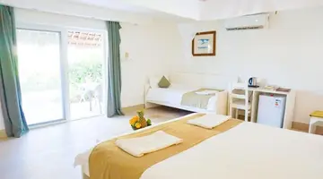 Dhow Inn Boutique Hotel
