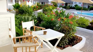 Dhow Inn Boutique Hotel