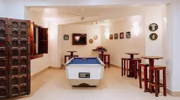DHOW INN