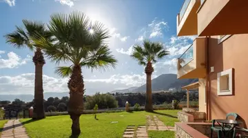 Dia Apartments (Adults Only 18+)