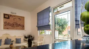 Diamond Apartments & Suites