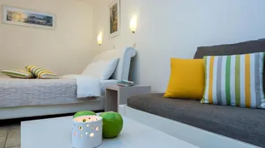 Diamond Apartments & Suites