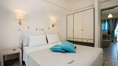 DIAMOND APTS & SUITES