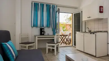 DIAMOND APTS & SUITES