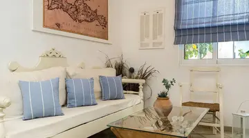 DIAMOND APTS & SUITES