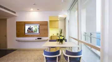DIAMOND BAY HOTEL