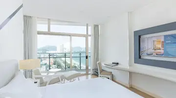 DIAMOND BAY HOTEL