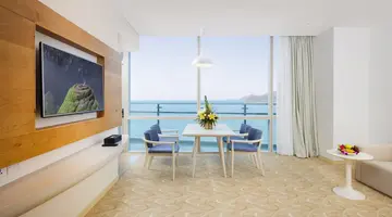 DIAMOND BAY HOTEL