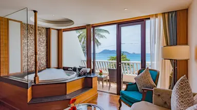 DIAMOND CLIFF RESORT & SPA