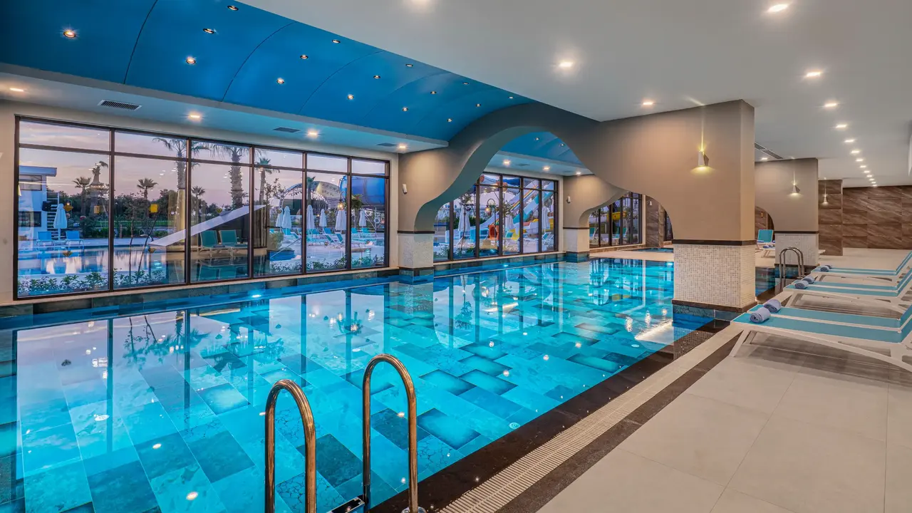 Diamond De Luxe Hotel And Spa