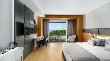 Diamond De Luxe Hotel And Spa