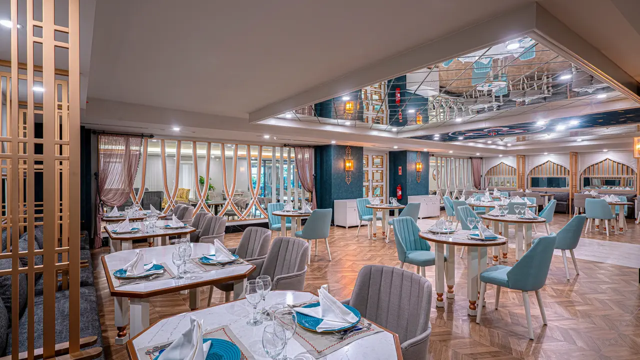 Diamond De Luxe Hotel And Spa