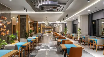 Diamond De Luxe Hotel And Spa