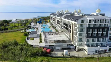 Diamond De Luxe Hotel & Spa