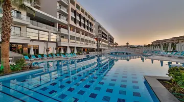 Diamond De Luxe Hotel & Spa