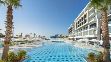 Diamond Deluxe Hotel & Spa