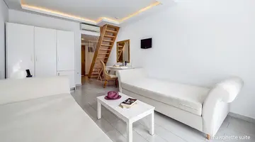Diamond Deluxe