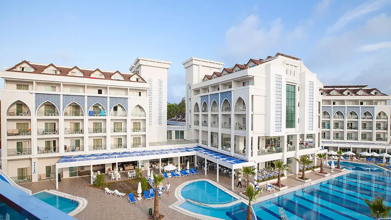 DIAMOND ELITE HOTEL & SPA ADULT ONLY