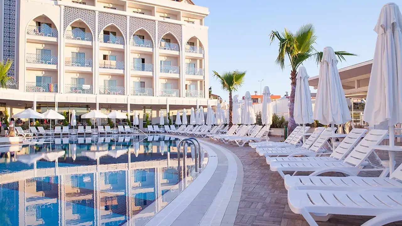 DIAMOND ELITE HOTEL & SPA ADULT ONLY