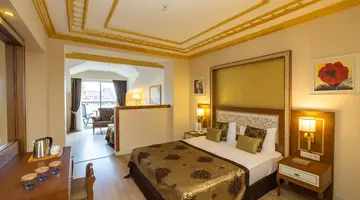 DIAMOND EXCELLENCE RESORT & SPA