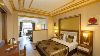 DIAMOND EXCELLENCE RESORT & SPA