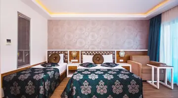 DIAMOND HILL RESORT