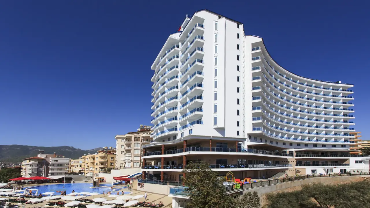 DIAMOND HILL RESORT