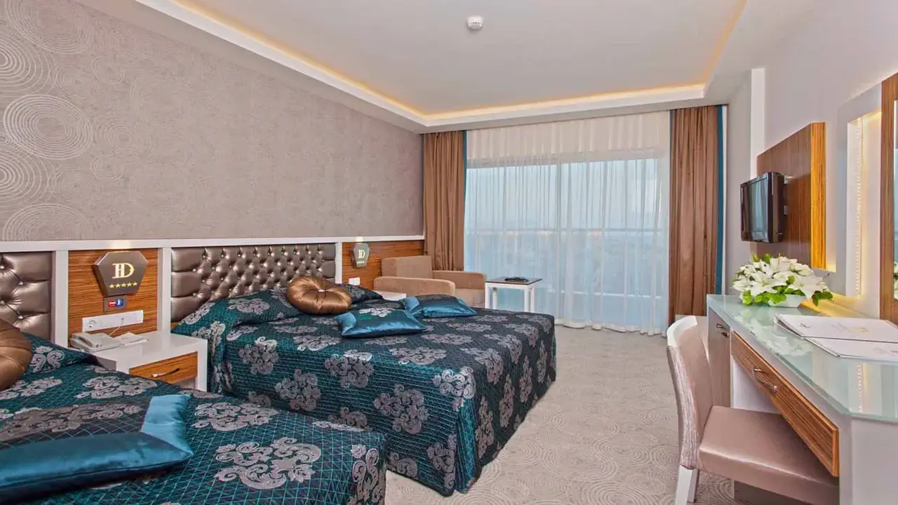 DIAMOND HILL RESORT