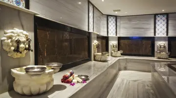 DIAMOND HILL RESORT