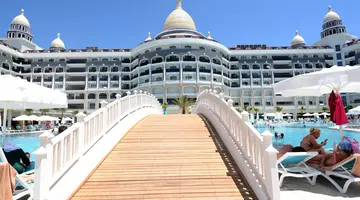 DIAMOND PREMIUM HOTEL & SPA