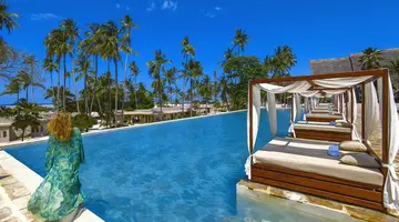 Diamonds Mapenzi Beach Club