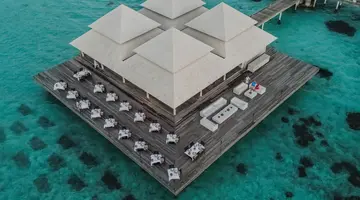 DIAMONDS THUDUFUSHI MALDIVES