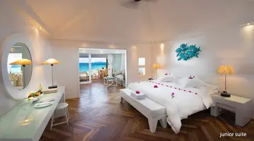 Diamonds Thudufushi