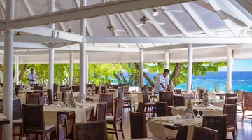Diamonds Thudufushi