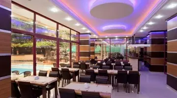 Diamore Hotel