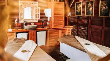 Diana Dea Lodge