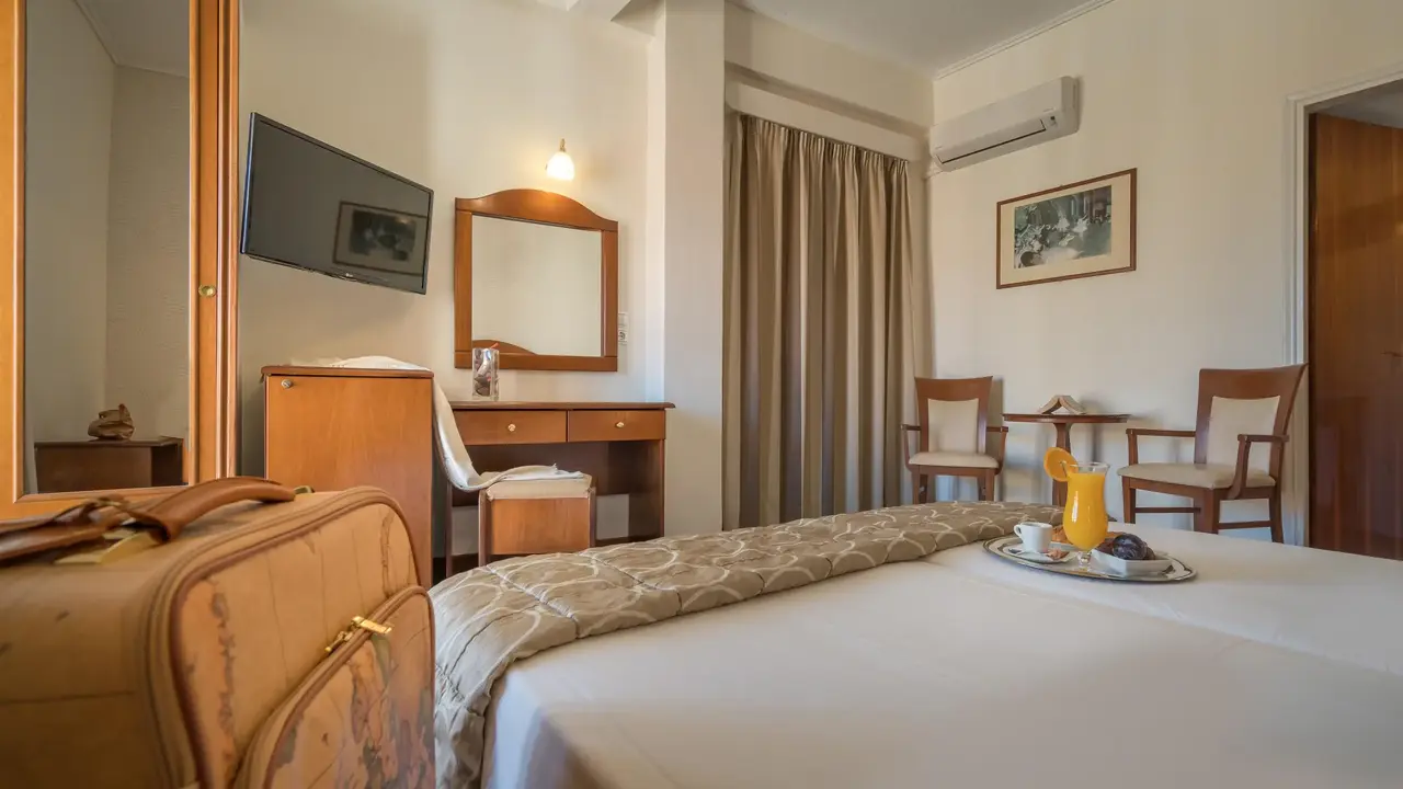DIANA HOTEL