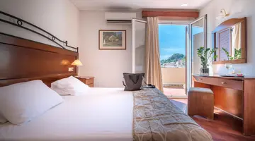 DIANA HOTEL
