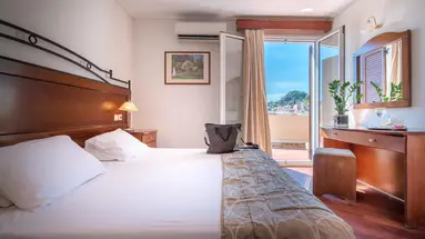 DIANA HOTEL