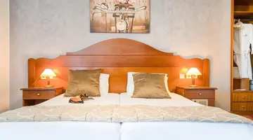 DIANA HOTEL