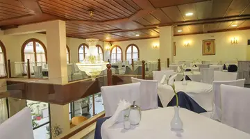 DIANA HOTEL